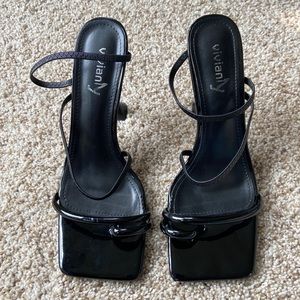 Vivianly sandals size 9